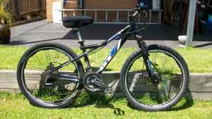 Quality GT - Avalanche 3.0 Mountain Bike with Helmet and Lock.