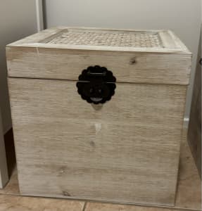 Peregrine Timber Storage Trunk (Small)