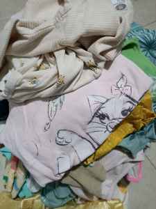 Free baby clothes (new born to 1 year)