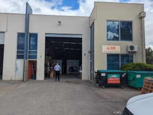 420sqm warehouse for lease Ravenhall Caroline Springs Derrimut 