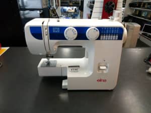 Elna Sewing Machine EL2000