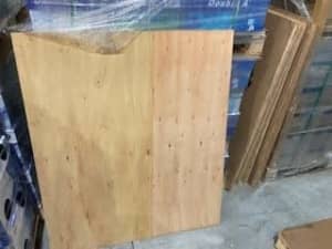 FREE MDF PALLET TOPS PICK UP ONLY- MONDAY TO FRIDAY ONLY - STAPYLTON
