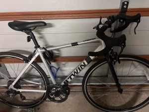BTWIN Road bike for sale (barely used)