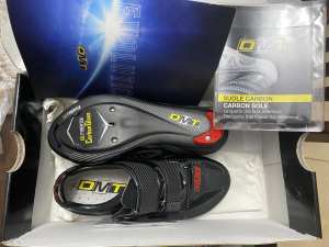 Brand new DVT CYCLING SHOES CABON SOLE size 37 USA 5 $199 sell $99