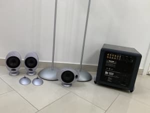 Kef2005 speaker system 