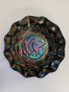 Kingfisher Carnival Glass Plate. Perfect condition NEW.