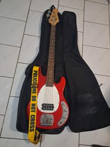 Red White Casino Electric Bass-Guitar (Stage Series)