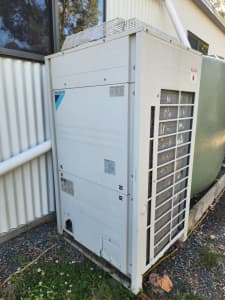 Ducted air conditioner Daikin RZQ200LY1