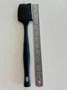 Le Creuset silicone spatula perfect condition Never used