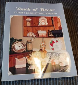 Book - A Touch of Decor - A Craft Book by Tracy Marsh