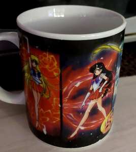 Original Sailor Moon mug, in excellent condition 