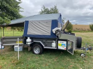 Camper Trailer fully equipped 