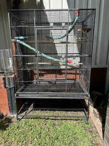 Large parrot cage only used for few weeks