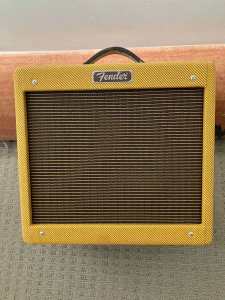 Fender Pro Junior IV Tweet Amp - 15 Watts - Mint - 2022