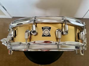 Pearl 1990s brass free floating piccolo snare drum