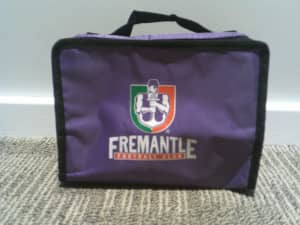 FREMANTLE DOCKERS RETRO INSULATED LUNCH COOLER BAG WITH HANDLE NEW