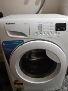 Simpson 7kg front load washing machine