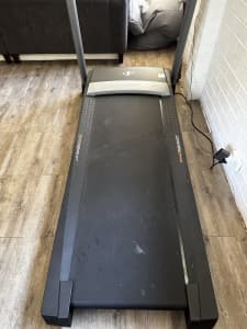 Nordictrack T10.0 treadmill