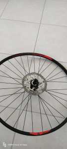 Wanted: WTB front disc rim in 700c with rotor lock as per picture 