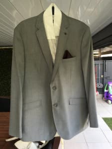 Excellent condition Grey Suit set