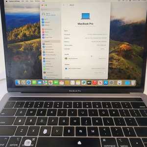 2019 MacBook Pro 13 with Intel i5 Processor (16GB RAM)