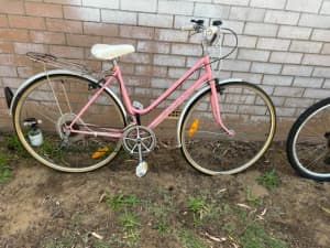 malvern star retro ladies bike