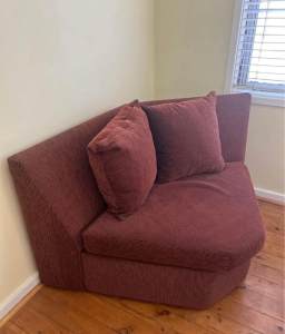Free Lounge Chair 