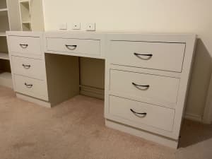 Wooden dressing table with 7 drawers, white