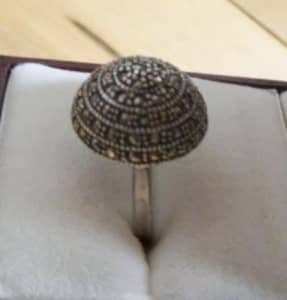 Vintage Art Deco Silver Mushroom/Dome Ring