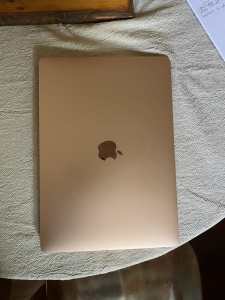 8gb MacBook Air - Rose Gold