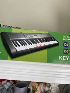 Casio Keyboard LK-120