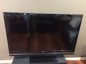 40 SONY LCD TV Faulty for parts or repair