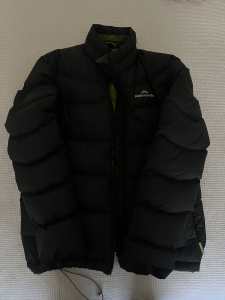 kathmandu black puffer jacket - NEW