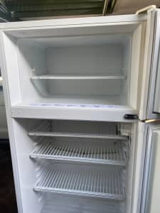 hotpoint rtb40 fridge freezer