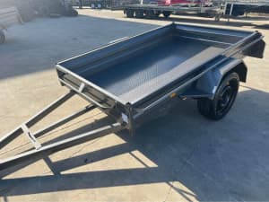 8x5 HD BOX TRAILER, 12MTHS PRIVATE REGO - AVAILABLE NOW