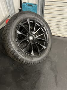 HSV sportscat wheels 20” x2