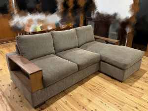 Modular sofa with chaise Japanese style