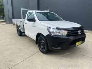 2017 Toyota Hilux TGN121R Workmate 4x2 White 5 Speed Manual Cab Chassis Fairfield East Fairfield Area Preview