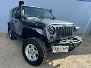 2013 Jeep Wrangler Unlimited JK MY13 Overland (4x4) Silver 5 Speed Automatic Hardtop Hoppers Crossing Wyndham Area Preview