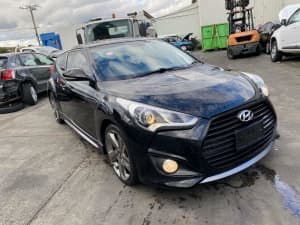 S******2014 Hyundai Veloster Turbo 1.6L for wrecking , all parts and panel for sell 