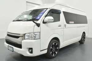 2015 Toyota HiAce 3.0L 2WD DIESEL 4 SEATER White Van