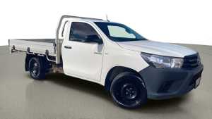 2015 Toyota Hilux TGN121R Workmate 4x2 White 5 Speed Manual Cab Chassis