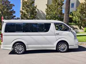 2010 Toyota Hiace Crave, Wide body, 10seats,$ 28999, Ready for Work. Wollongong Wollongong Area Preview