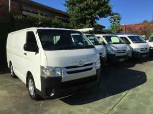 2016 Toyota HiAce KDH223R MY16 Commuter White 4 Speed Automatic Bus