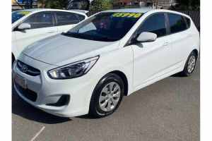 2016 Hyundai Accent RB4 MY16 Active White 6 Speed Constant Variable Hatchback