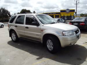 2004 Ford Escape LIMITED