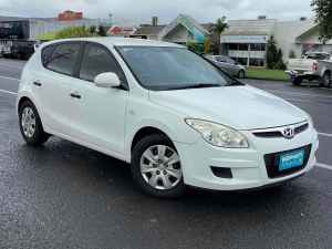 2009 Hyundai i30 FD MY09 SX White 4 Speed Automatic Hatchback Bungalow Cairns City Preview