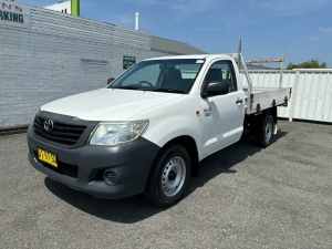 2014 Toyota Hilux TGN16R MY14 Workmate White 5 Speed Manual Cab Chassis