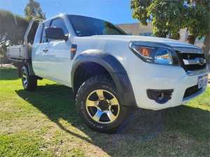 2010 Ford Ranger PK XL (4x2) White 5 Speed Manual Super Cab Chassis