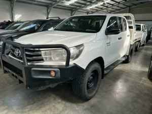 2018 Toyota Hilux GUN126R MY17 SR (4x4) White 6 Speed Automatic Dual Cab Chassis